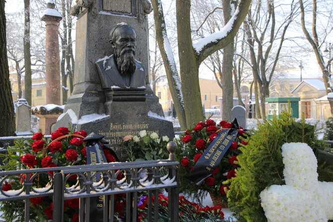 9 февраля в Некрополе мастеров искусств почтили память Фёдора Михайловича Достоевского
