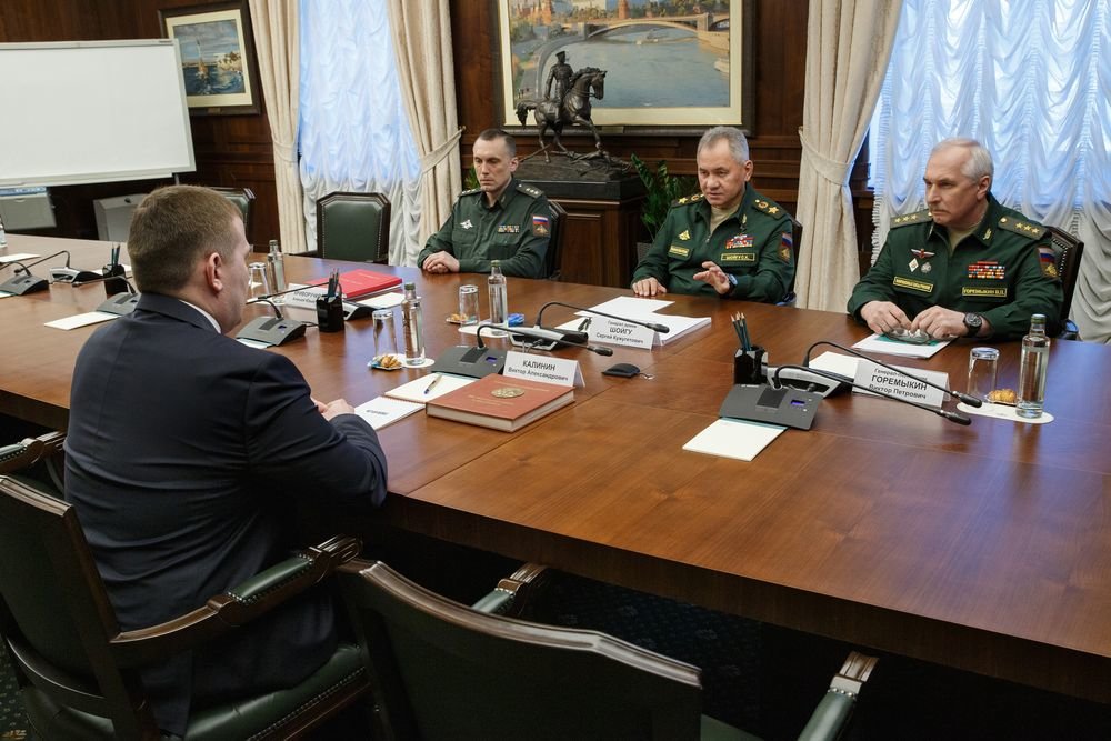 Сергей Шойгу встретился с одним из победителей 