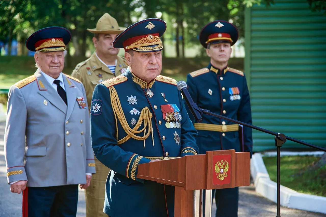 Замминистра обороны России Дмитрий Булгаков открыл мемориал Воинам Тыла в Подмосковье