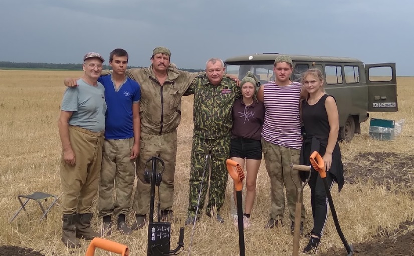 Забыв традиции, забудешь предков – забыв предков, потеряешь себя…