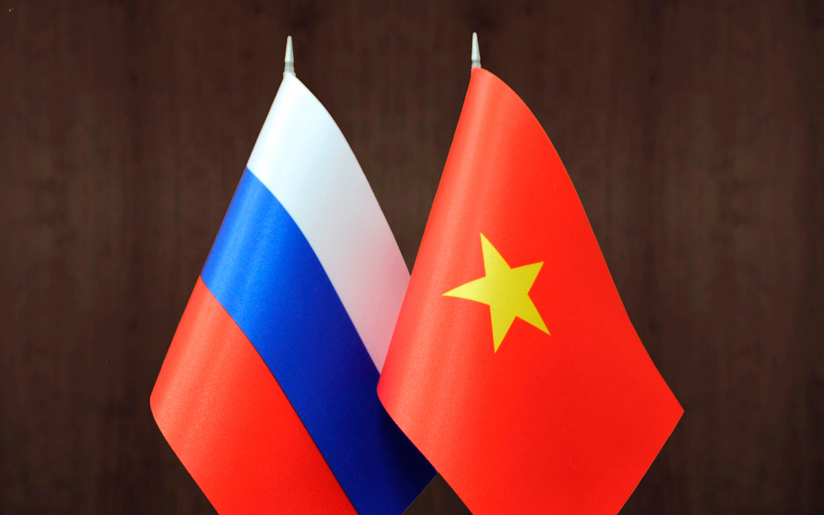 Видеообращение Посла Социалистической Республики Вьетнам в России Данг Минь Кхоя ко Дню независимости Вьетнама