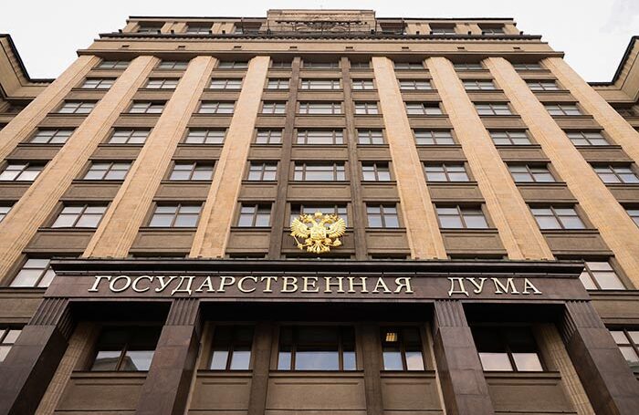 В Госдуме призвали распространить льготы на членов семей уволенных после 25 лет службы прапорщиков и мичманов