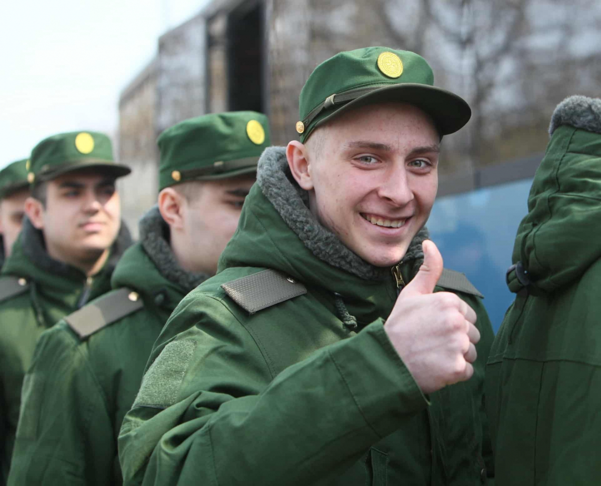 Госдума одобрила закон: служба в армии будет иметь значение при поступлении в вузы и техникумы