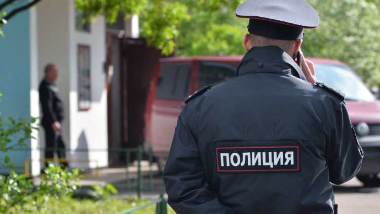 Полицейские в Красногорске задержали подозреваемого в краже из автомастерской