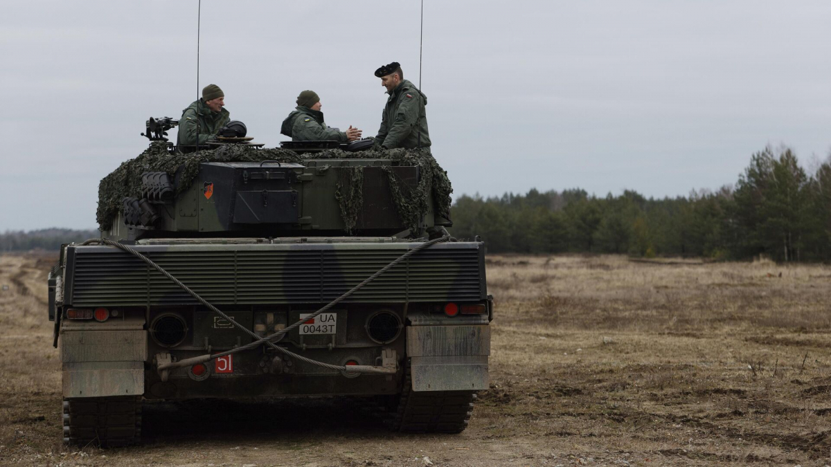 Более 40 тысяч военных из Украины прошли подготовку в Великобритании