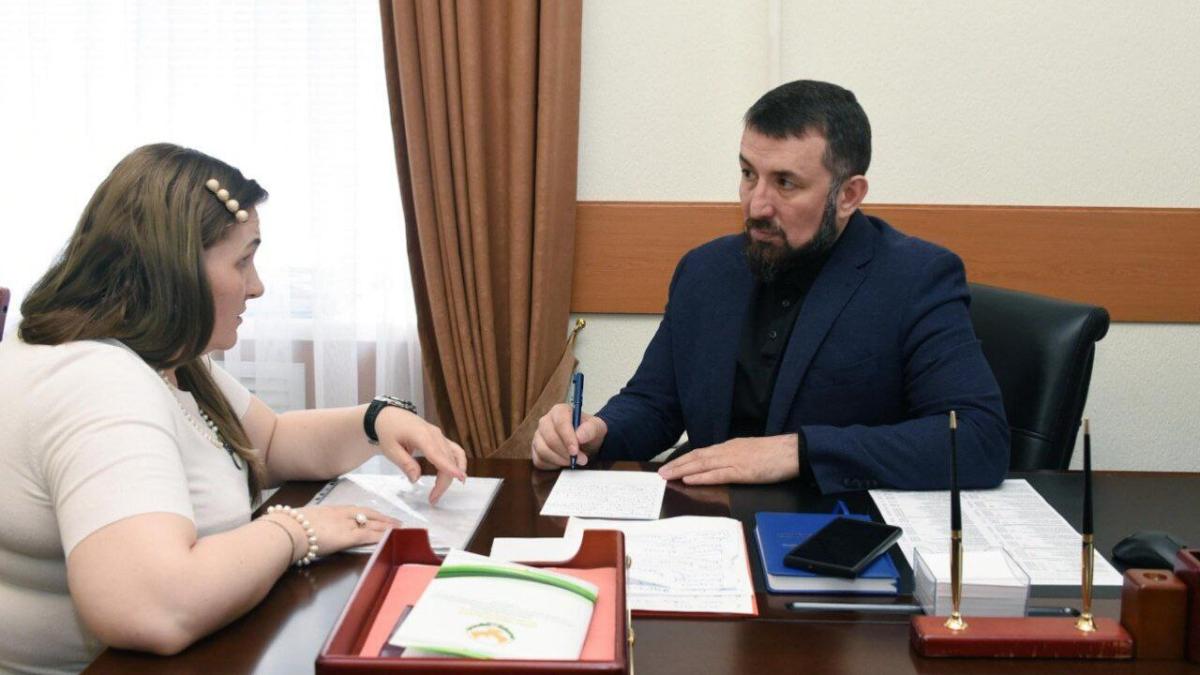 Шамиль Омаров окажет помощь внучке Героя Советского Союза из Дагестана