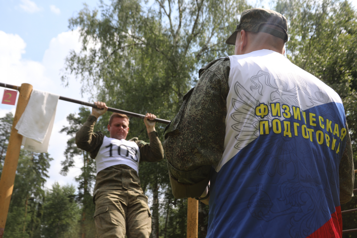 В объединении ПВО прошел чемпионат по военно-спортивному многоборью (ВТ-4)